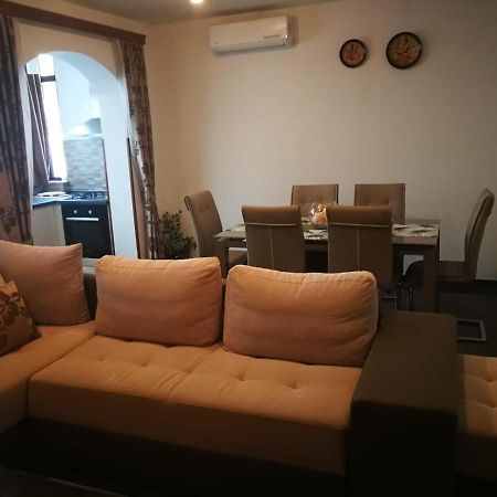 Apartment Dalmatini Tar-Vabriga Exteriér fotografie