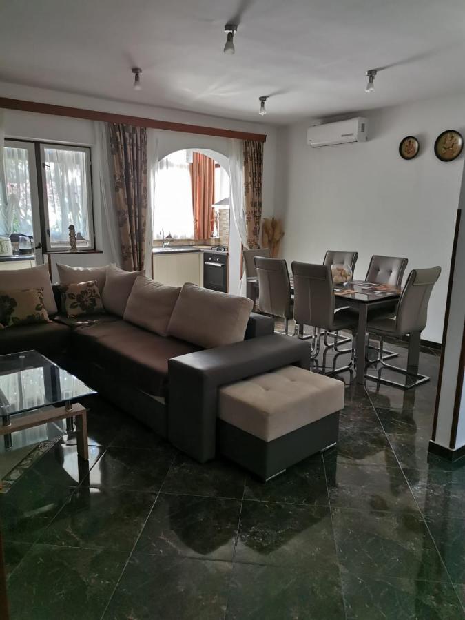 Apartment Dalmatini Tar-Vabriga Exteriér fotografie