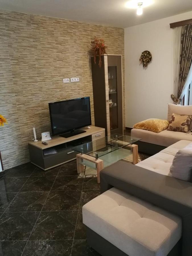 Apartment Dalmatini Tar-Vabriga Exteriér fotografie